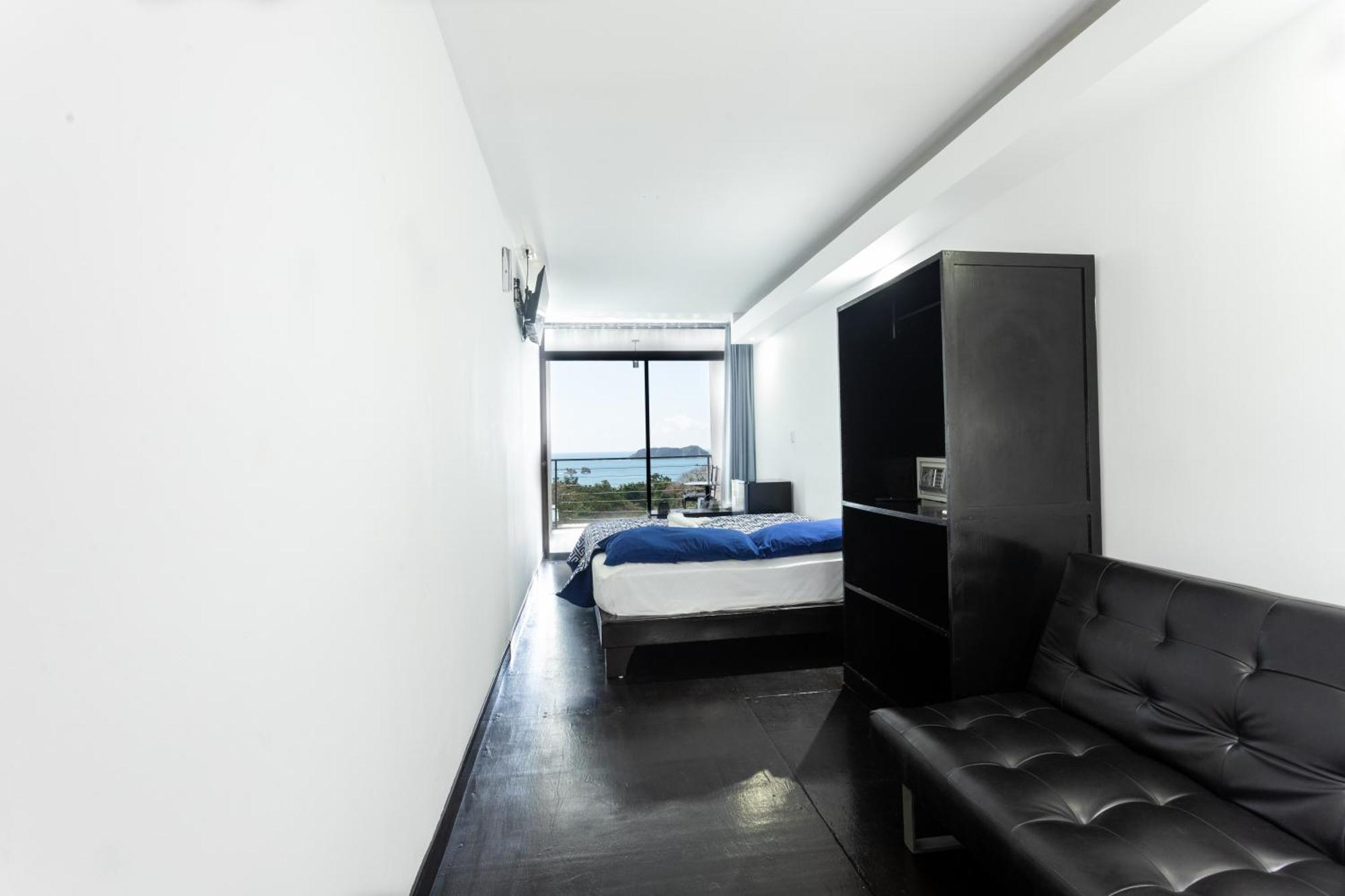 El Faro Containers Beach Hotel Manuel Antonio Εξωτερικό φωτογραφία